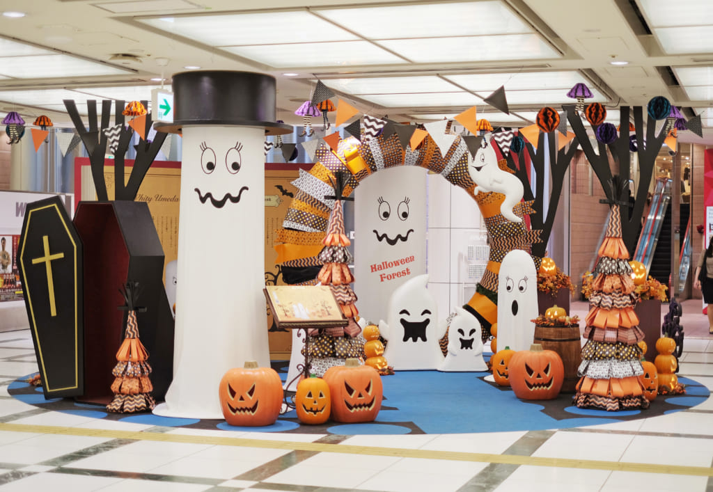 弊社プロデュースのハロウィン装飾が ホワイティうめだ に登場 大伸社ディライト